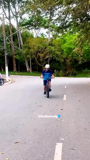 Unicycle Smash video thumbnail