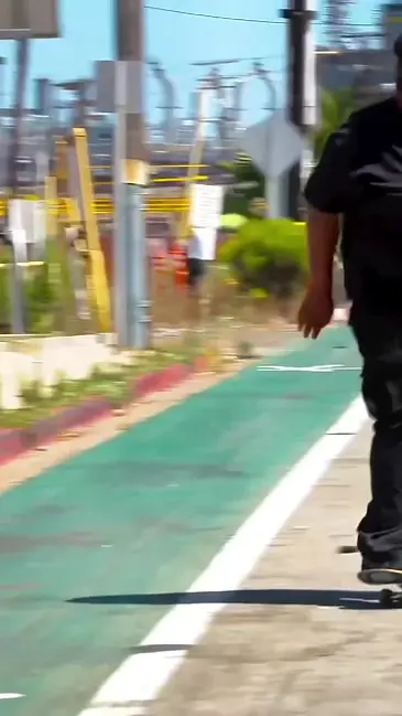 Skateboard Flop video thumbnail